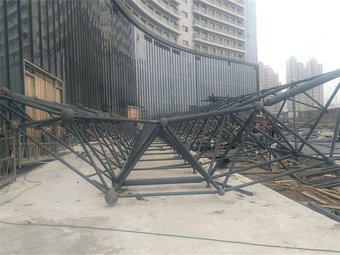 金山万豪酒店雨棚网架